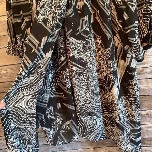 Nene Leakes flyaway tunic top - Picture 3 of 10